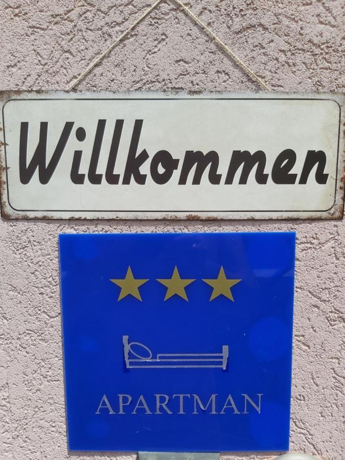 Ferienwohnung Mit 2 Schlafzimmer Oder Studio Apartment - Istrien-Fiorini Бъртонигла Екстериор снимка
